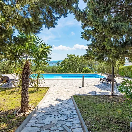 Holiday Pinia By Interhome Hébergement de vacances *