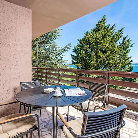 Holiday Pinia By Interhome